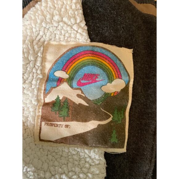 Nike Shearling Lined Vest - Women's Small - Cozy & Stylish - Picture 5 of 5